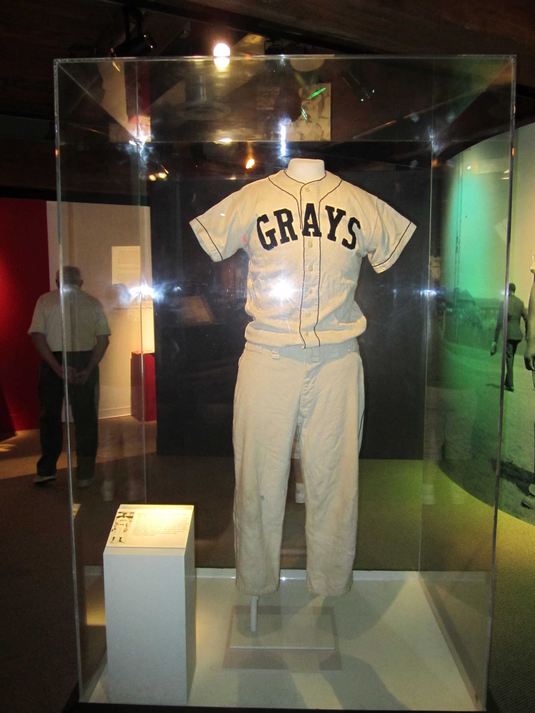 Pittsburgh's Crawfords and Grays featured in Negro League bobblehead series